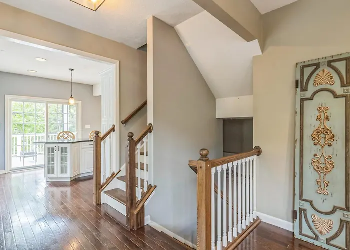 Modern Getaway, Game Room, Garage, Deck * Pittsburgh